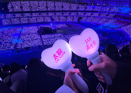 bwin必赢透明屏和荧光棒引爆周杰伦太原演唱会（第三场）