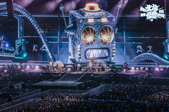 bwin必赢宇树推出首款轮式人形机器人，科创100指数ETF(588030)拉升翻红，机构：重点关注AI、国产化及前沿科技方向